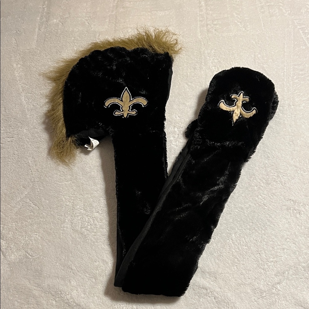 Black and Gold Fleur-de-Lis Women's Head Cover Scarf and Glove Set. NWOT